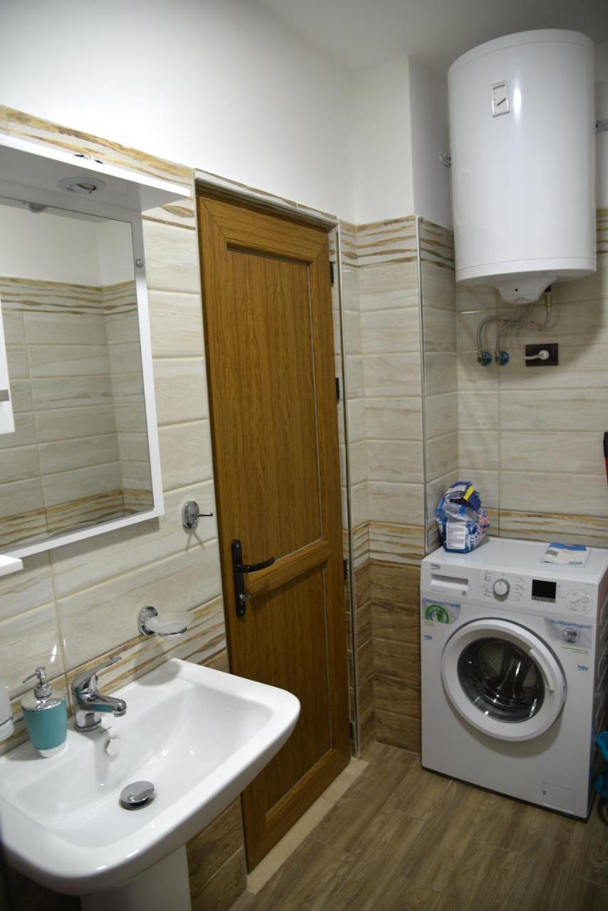 Alindro City Center Apartment 2 Tirana Eksteriør billede